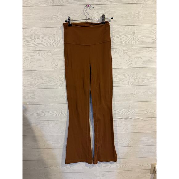 Lululemon Groove Super-High-Rise Flared Pant Nulu, SZ4 - Picture 1 of 6